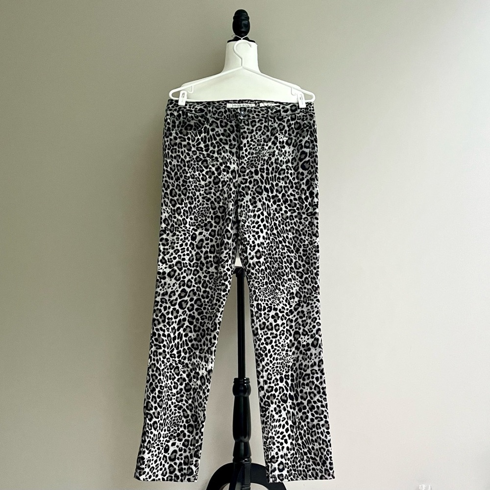 Jones New York Leopard Print Straight Leg Pants/Jeans